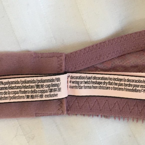 Incredible Victoria's Secret Plunge Padded Purple Mauve Lace Bra 34DD 24551212 - Picture 13 of 14